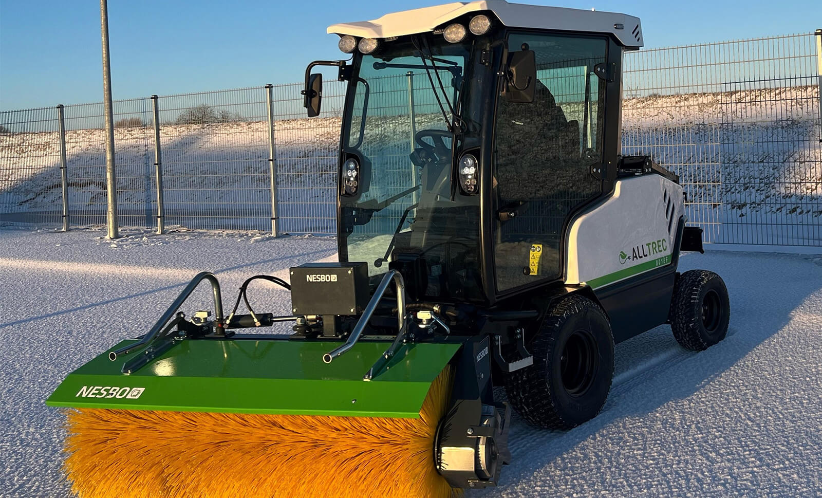 electricsnowsweeper.jpg